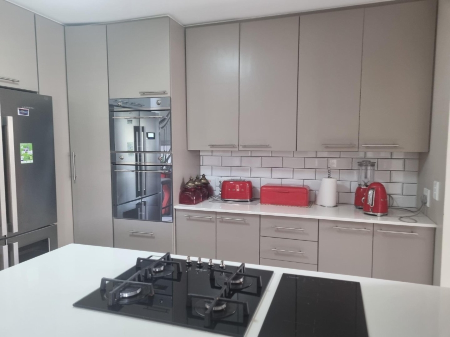 To Let 3 Bedroom Property for Rent in La Camargue Private Country Estate North West